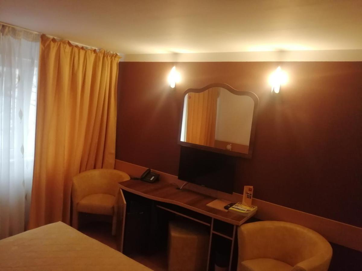 Hotel Sud Giurgiu Екстериор снимка