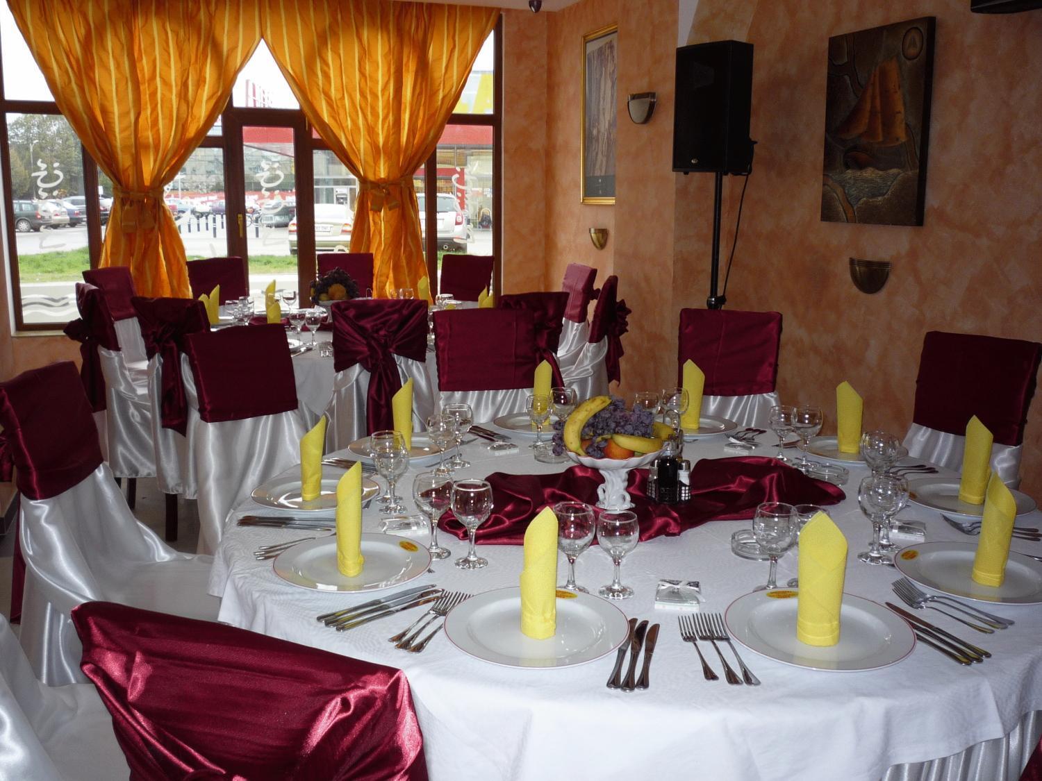 Hotel Sud Giurgiu Екстериор снимка