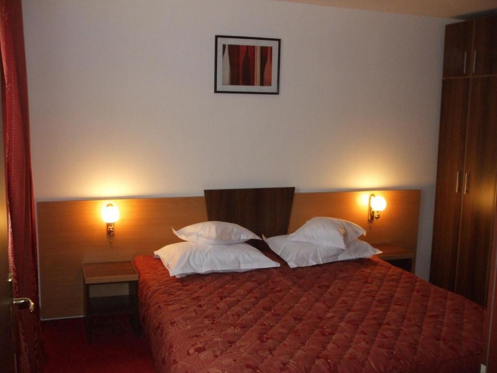 Hotel Sud Giurgiu Екстериор снимка