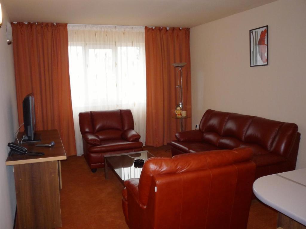 Hotel Sud Giurgiu Екстериор снимка